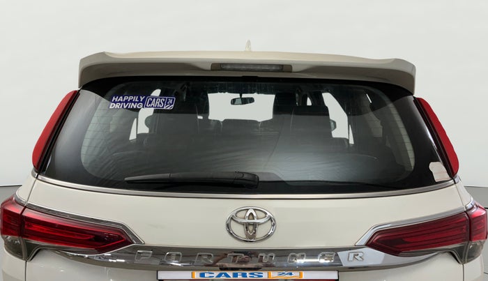 2018 Toyota Fortuner 2.8 4X2 MT, Diesel, Manual, 88,392 km, Rear Windshield