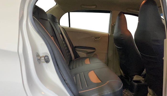2015 Honda Amaze 1.2L I-VTEC S, Petrol, Manual, 1,22,963 km, Right Side Rear Door Cabin