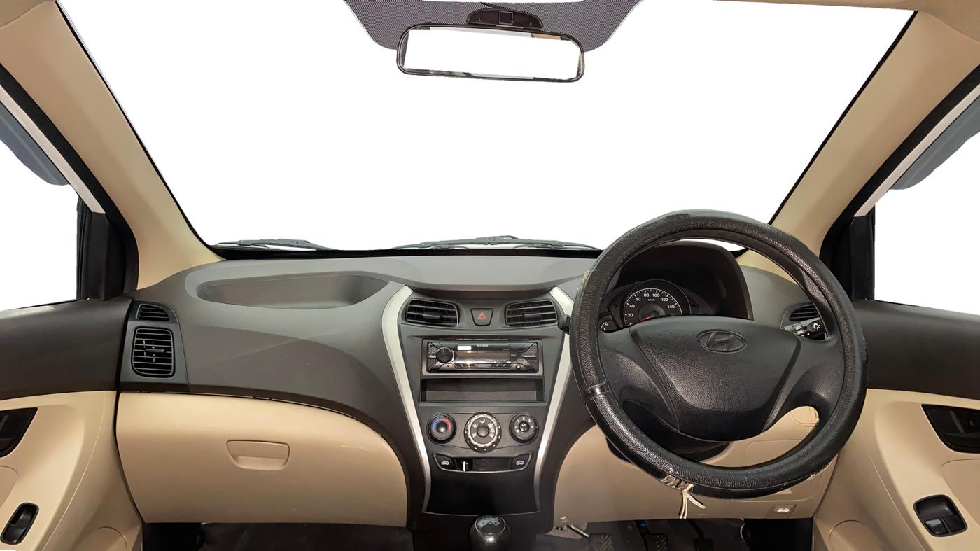 2018 Hyundai Eon ERA +, Petrol, Manual, 53,338 km, Dashboard