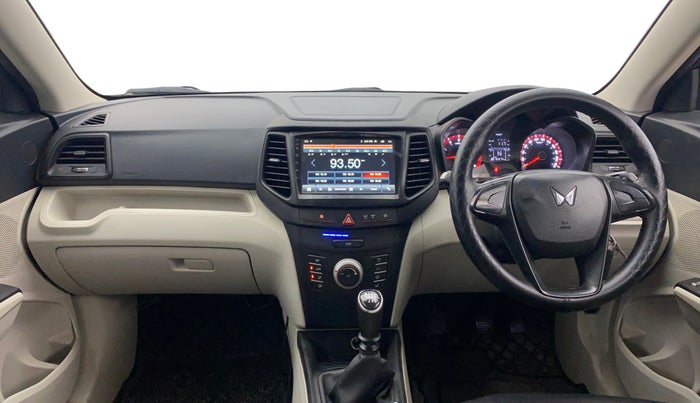 2023 Mahindra XUV300 W4 1.2 PETROL, Petrol, Manual, 84,262 km, Dashboard