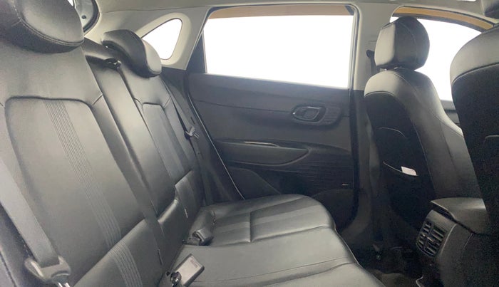 2021 Hyundai NEW I20 ASTA (O) 1.0 TURBO GDI DCT, Petrol, Automatic, 52,495 km, Right Side Rear Door Cabin