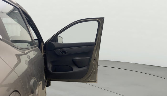 2016 Renault Kwid RXT 0.8, Petrol, Manual, 51,135 km, RHS Front Door