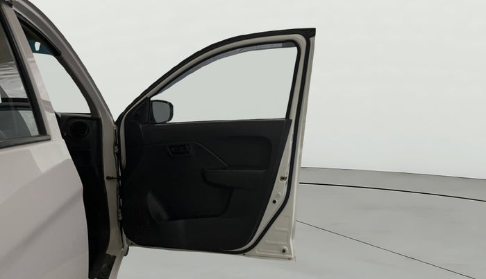 2023 Maruti Alto K10 VXI CNG, CNG, Manual, 30,607 km, RHS Front Door