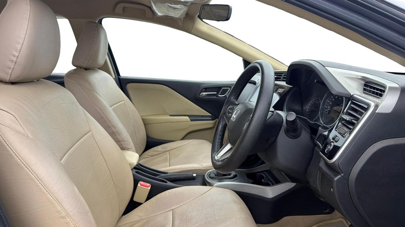 2020 Honda City 1.5L I-VTEC V MT 5TH GEN, Petrol, Manual, 23,869 km, Right Side Front Door Cabin