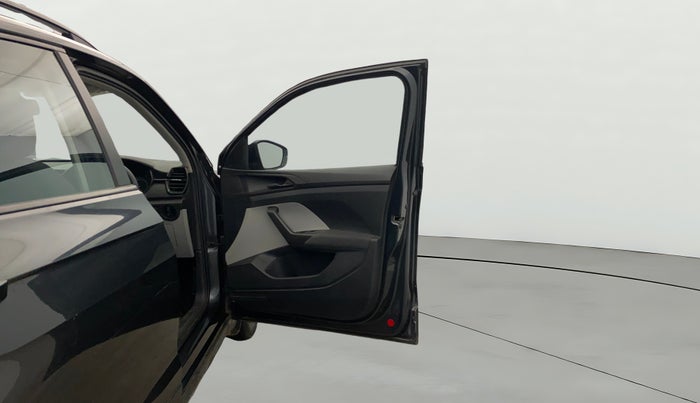 2025 Skoda KUSHAQ ACTIVE 1.0L TSI MT, Petrol, Manual, 33,755 km, RHS Front Door