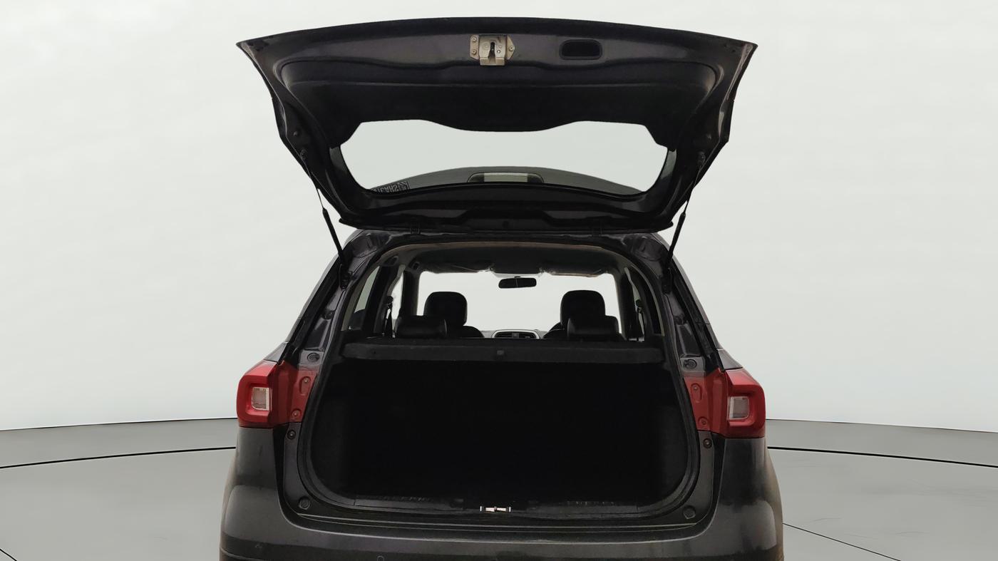 2020 Maruti Vitara Brezza VXI, Petrol, Manual, 1,02,160 km, Boot Door Open