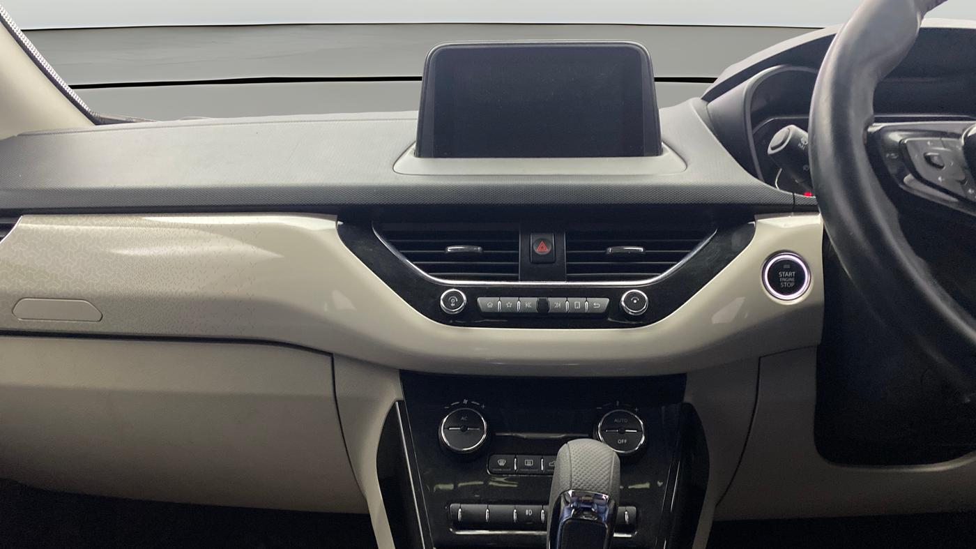 2020 Tata NEXON XZA PLUS SUNROOF PETROL, Petrol, Automatic, 44,718 km, Air Conditioner