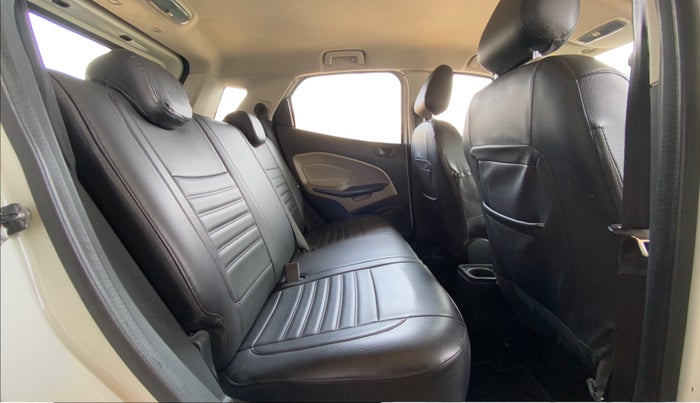 2021 Ford Ecosport TREND 1.5L DIESEL, Diesel, Manual, 64,218 km, Right Side Rear Door Cabin