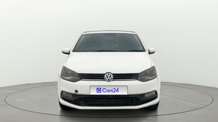 2016 Volkswagen Polo COMFORTLINE 1.5L, Diesel, Manual, 1,02,631 km, Front