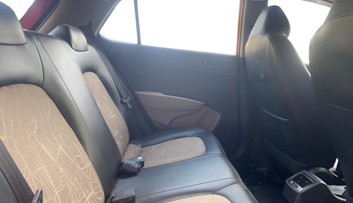 2019 Hyundai Grand i10 MAGNA 1.2 KAPPA VTVT, Petrol, Manual, 36,617 km, Right Side Rear Door Cabin