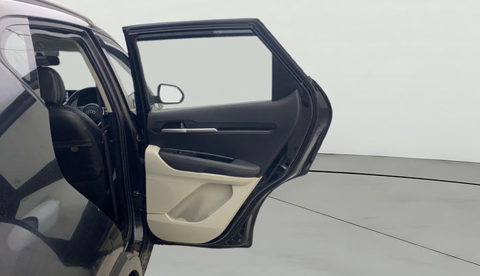 2021 KIA SONET HTX 1.0 IMT, Petrol, Manual, 62,054 km, RHS Rear Door