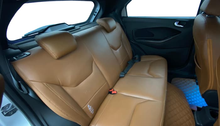 2019 Ford FREESTYLE TITANIUM 1.2 PETROL, Petrol, Manual, 82,703 km, Right Side Rear Door Cabin