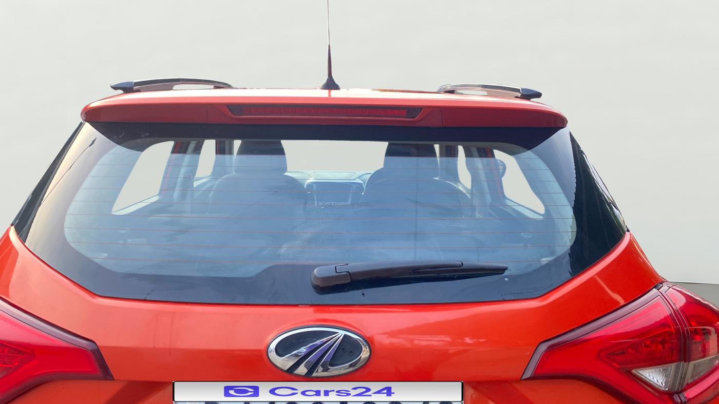 2019 Mahindra XUV300 W8 1.2 PETROL, Petrol, Manual, 80,467 km, Rear Windshield