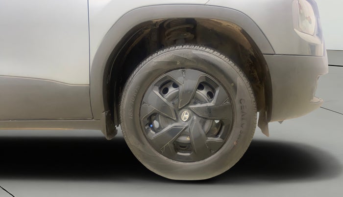2023 Tata PUNCH ADVENTURE MT, Petrol, Manual, 36,668 km, Right Front Wheel