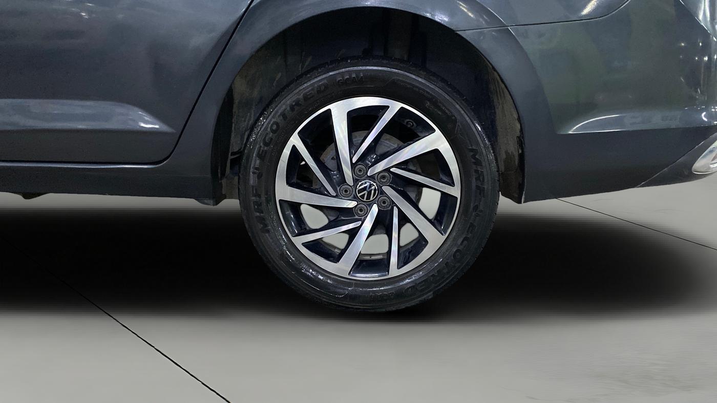 2024 Volkswagen VIRTUS TOPLINE TSI 1.0 AT, Petrol, Automatic, 53,700 km, Left Rear Wheel