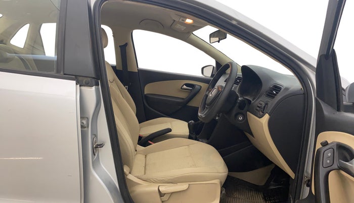 2017 Volkswagen Ameo COMFORTLINE PLUS 1.2L, Petrol, Manual, 84,816 km, Right Side Front Door Cabin