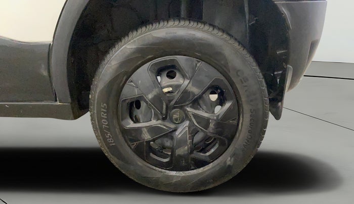 2022 Tata PUNCH ADVENTURE AMT, Petrol, Automatic, 30,374 km, Left Rear Wheel