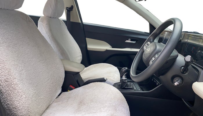 2023 Hyundai Verna S MT 1.5 MPI, Petrol, Manual, 24,896 km, Right Side Front Door Cabin