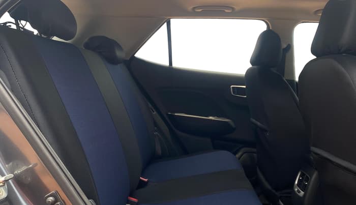 2020 Hyundai VENUE SX 1.0 TURBO IMT, Petrol, Manual, 44,620 km, Right Side Rear Door Cabin