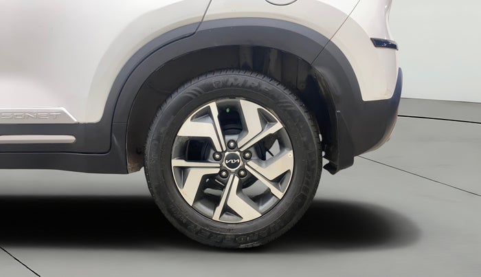 2022 KIA SONET HTX 1.0 DCT, Petrol, Automatic, 48,602 km, Left Rear Wheel