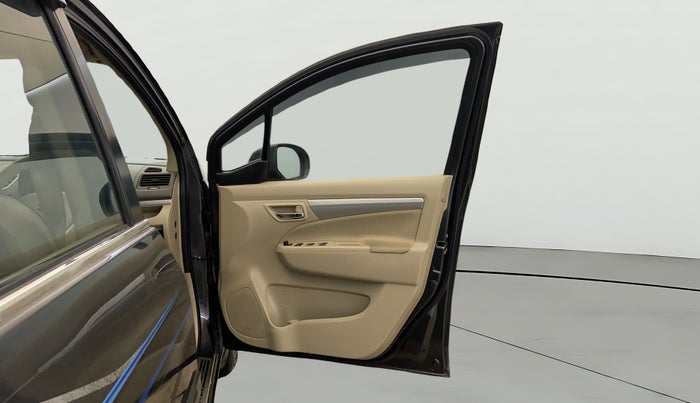 2018 Maruti Ertiga ZXI, Petrol, Manual, 27,315 km, RHS Front Door