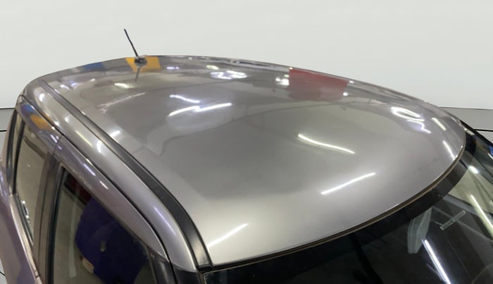 2017 Maruti Swift VXI O, CNG, Manual, 1,20,150 km, Roof