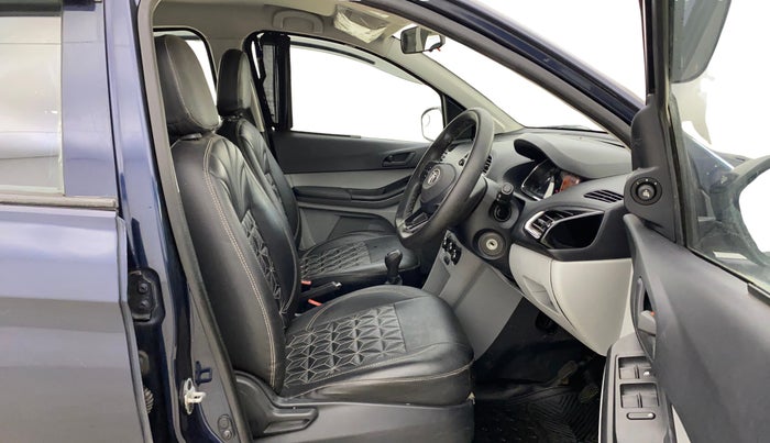 2022 Tata Tiago XT CNG, CNG, Manual, 35,556 km, Right Side Front Door Cabin