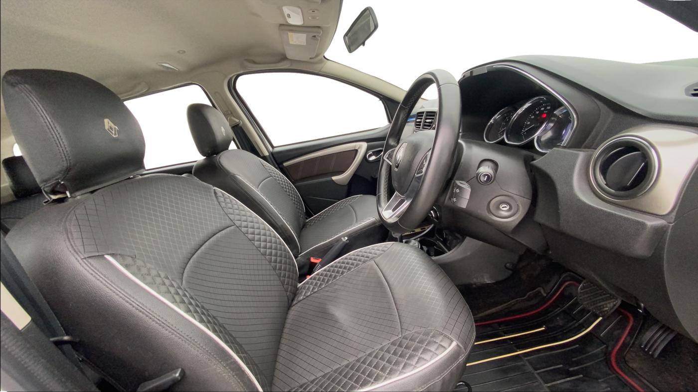 2021 Renault Duster RXZ 1.3 TURBO PETROL CVT, Petrol, Automatic, 49,438 km, Right Side Front Door Cabin
