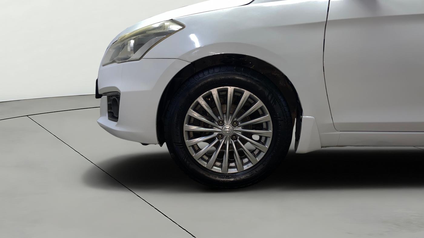 2018 Maruti Ciaz ALPHA 1.4 PETROL, CNG, Manual, 95,977 km, Left Front Wheel