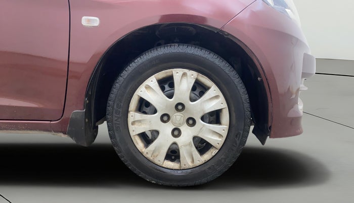 2015 Honda Amaze 1.2L I-VTEC S, Petrol, Manual, 1,09,469 km, Right Front Wheel
