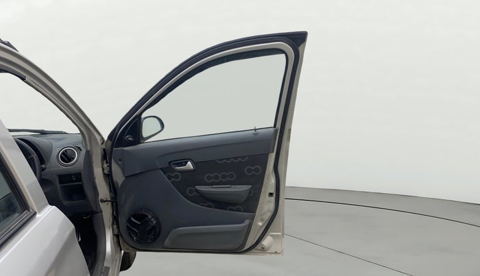 2016 Maruti Alto 800 LXI, Petrol, Manual, 1,22,112 km, RHS Front Door