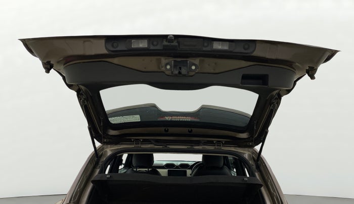 2023 Nissan MAGNITE XV Premium AMT, Petrol, Automatic, 38,936 km, Boot Door Open