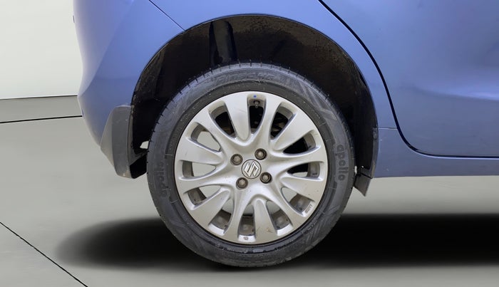 2017 Maruti Baleno ZETA CVT PETROL 1.2, Petrol, Automatic, 64,431 km, Right Rear Wheel