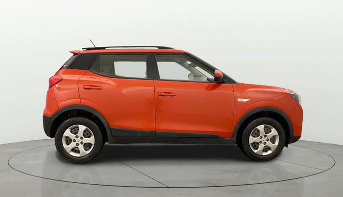 2019 Mahindra XUV300 W6 1.2 PETROL, Petrol, Manual, 86,895 km, Right Side View