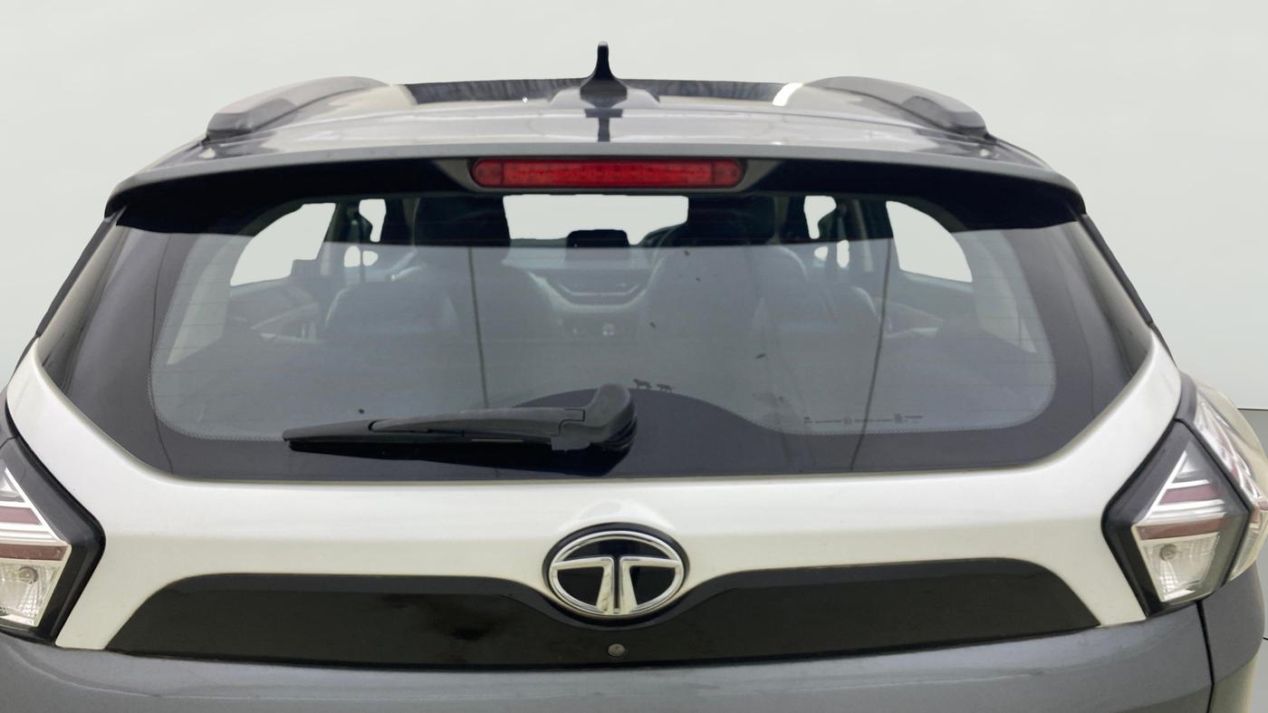 2022 Tata NEXON XZA PLUS (PREMIUM) PETROL, CNG, Automatic, 54,232 km, Rear Windshield