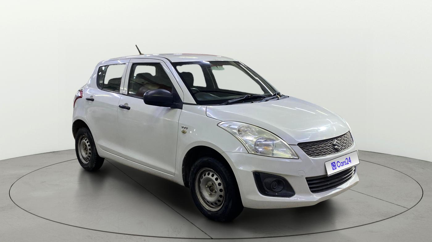 2016 Maruti Swift LXI (O), Petrol, Manual, 46,720 km, SRP