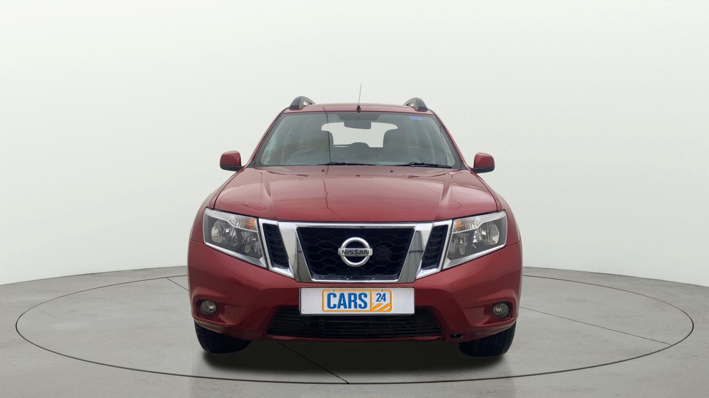 2014 Nissan Terrano XL (P), Petrol, Manual, 1,24,832 km, Front
