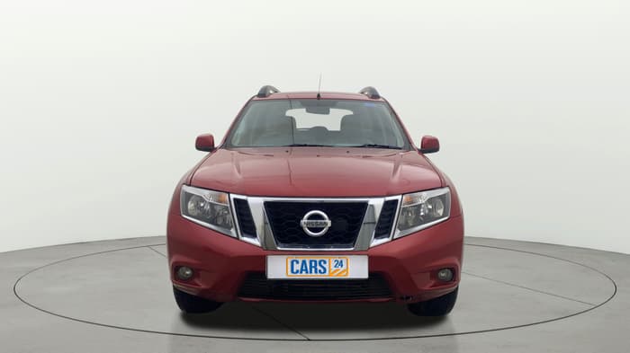2014 Nissan Terrano XL (P), Petrol, Manual, 1,24,832 km, Front