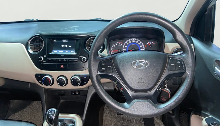 2017 Hyundai Grand i10 SPORTZ U2 1.2 CRDI, Diesel, Manual, 81,465 km, Steering Wheel Close Up