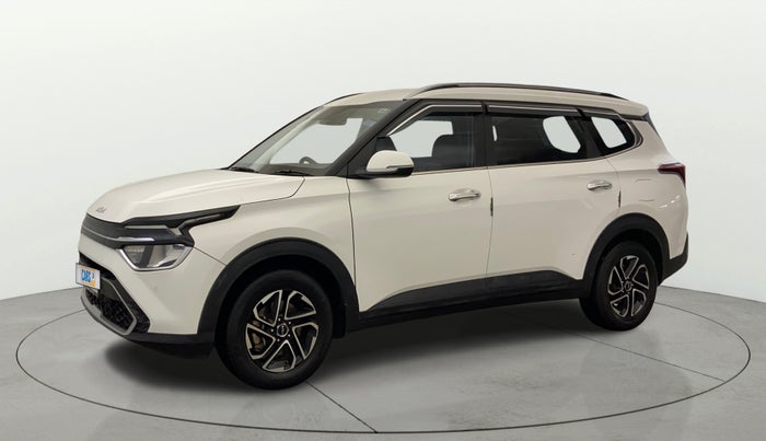 2022 KIA CARENS PRESTIGE PLUS 1.4 PETROL 7 STR, Petrol, Manual, 43,517 km, Left Front Diagonal
