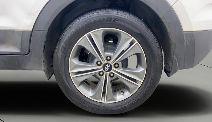 2017 Hyundai Creta SX PLUS AT 1.6 PETROL, Petrol, Automatic, 1,08,638 km, Left Rear Wheel