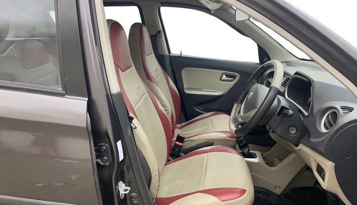 2016 Maruti Alto K10 VXI, Petrol, Manual, 72,104 km, Right Side Front Door Cabin