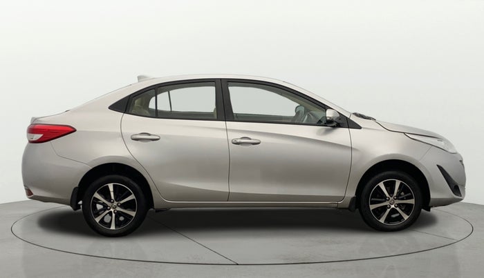 2020 Toyota YARIS G MT, Petrol, Manual, 73,878 km, Right Side View