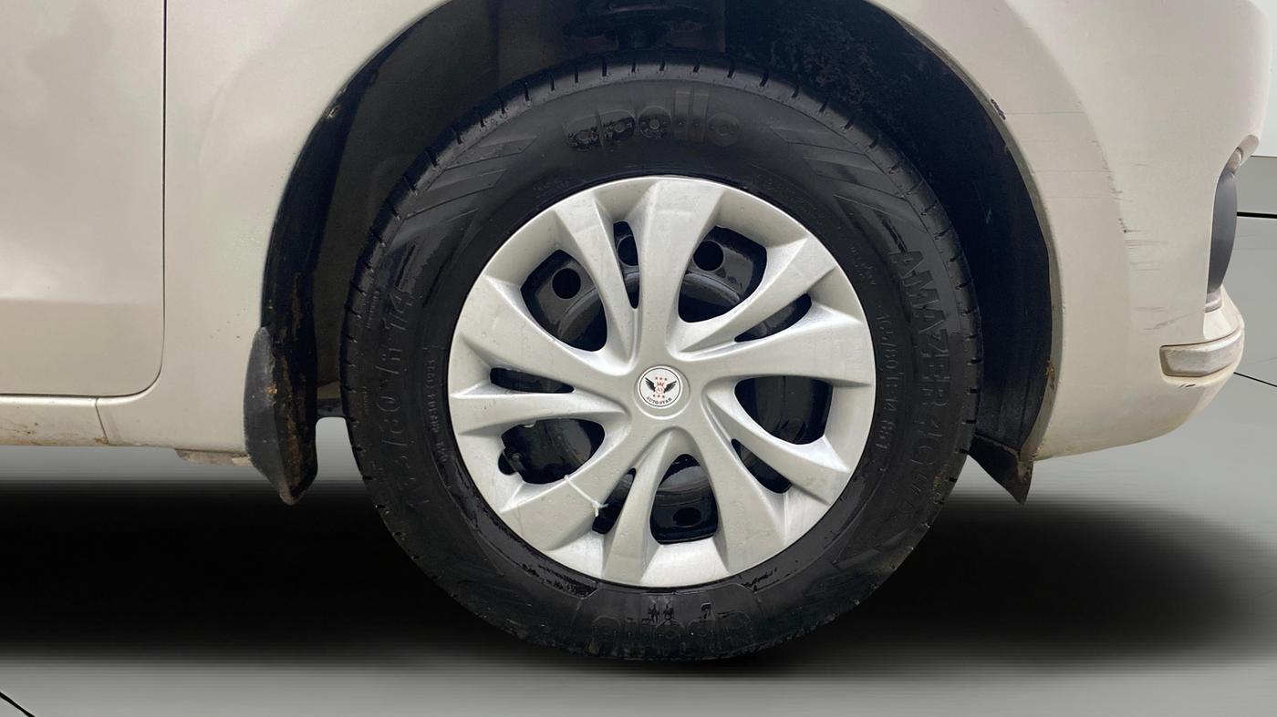 2019 Maruti Dzire VDI, Diesel, Manual, 95,442 km, Right Front Wheel