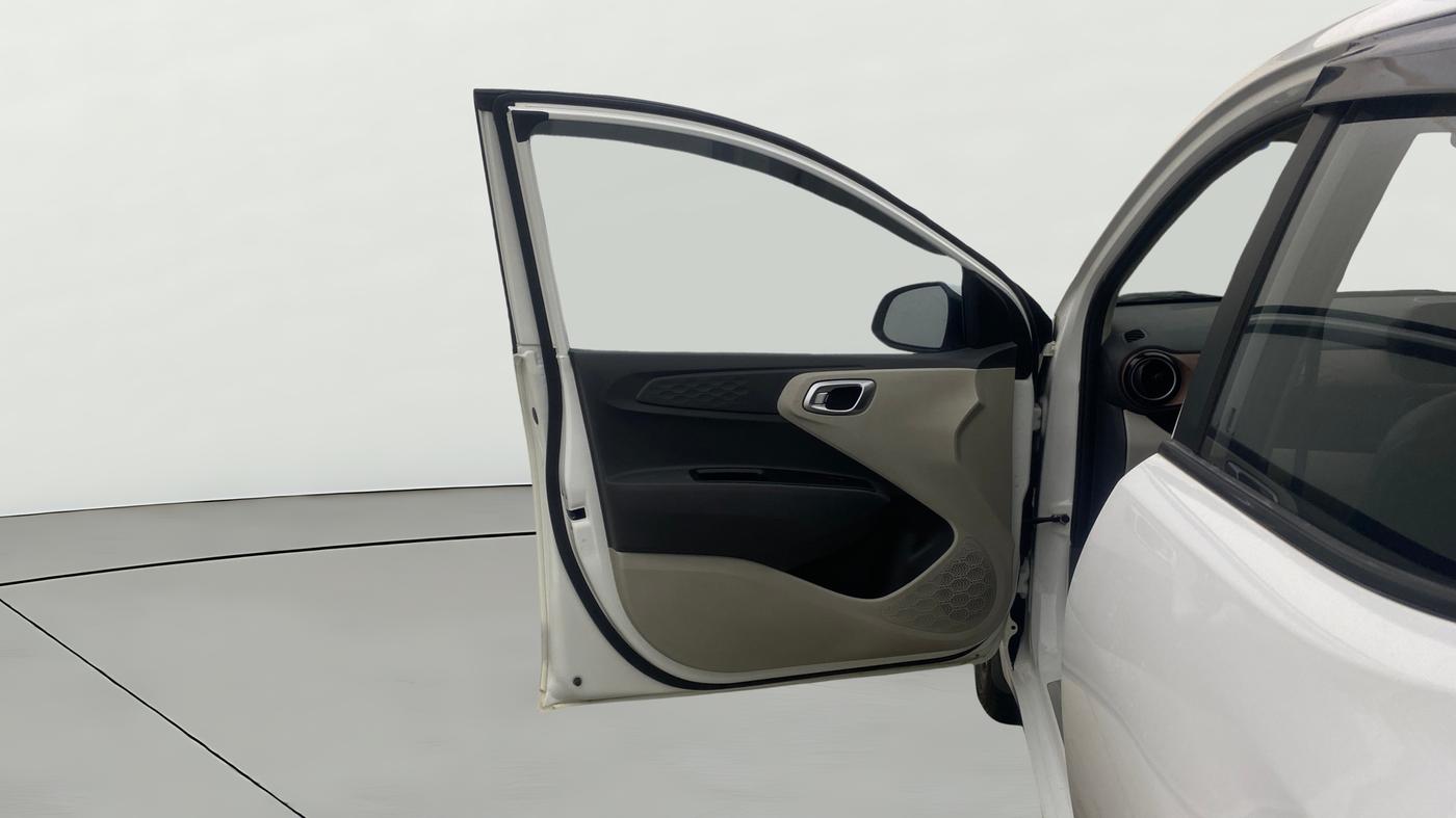 2021 Hyundai AURA SX 1.2, Petrol, Manual, 58,912 km, LHS Front Door