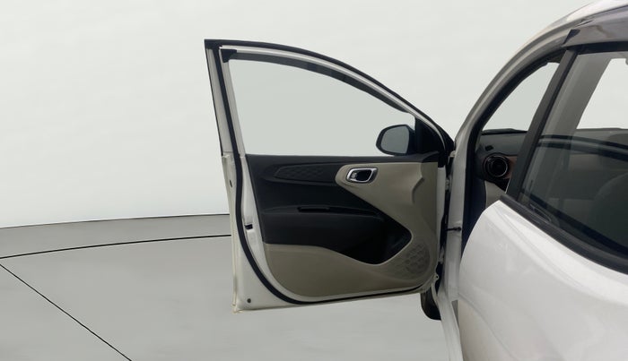 2021 Hyundai AURA SX 1.2, Petrol, Manual, 58,912 km, LHS Front Door