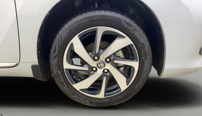 2024 Toyota Glanza G, Petrol, Manual, 33,862 km, Right Front Wheel