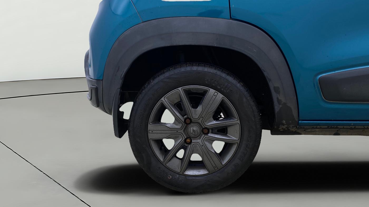 2020 Renault Kwid CLIMBER 1.0 AMT (O), Petrol, Automatic, 12,176 km, Right Rear Wheel