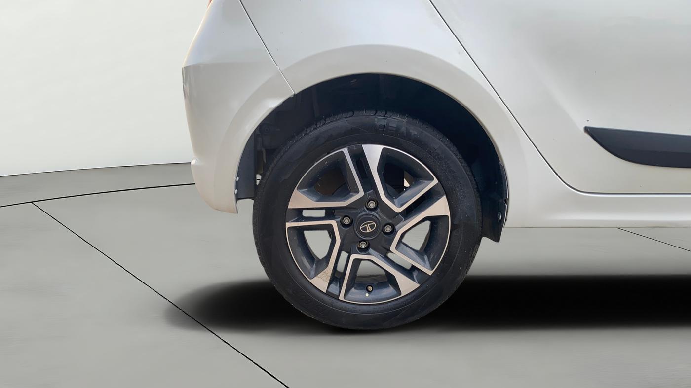 2019 Tata Tiago XZ PLUS PETROL, Petrol, Manual, 68,021 km, Right Rear Wheel