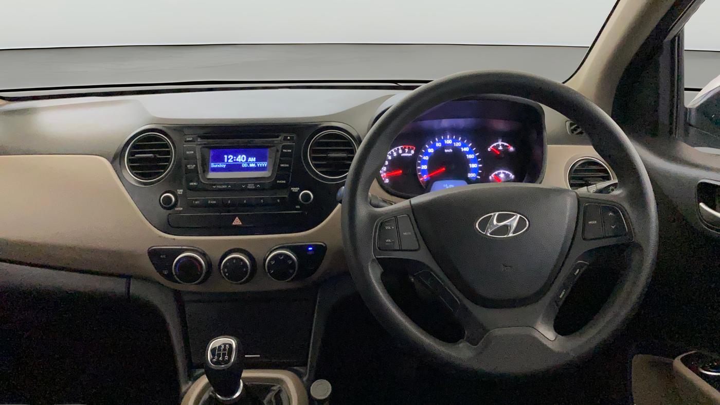 2015 Hyundai Xcent S 1.2, Petrol, Manual, 18,297 km, Steering Wheel Close Up